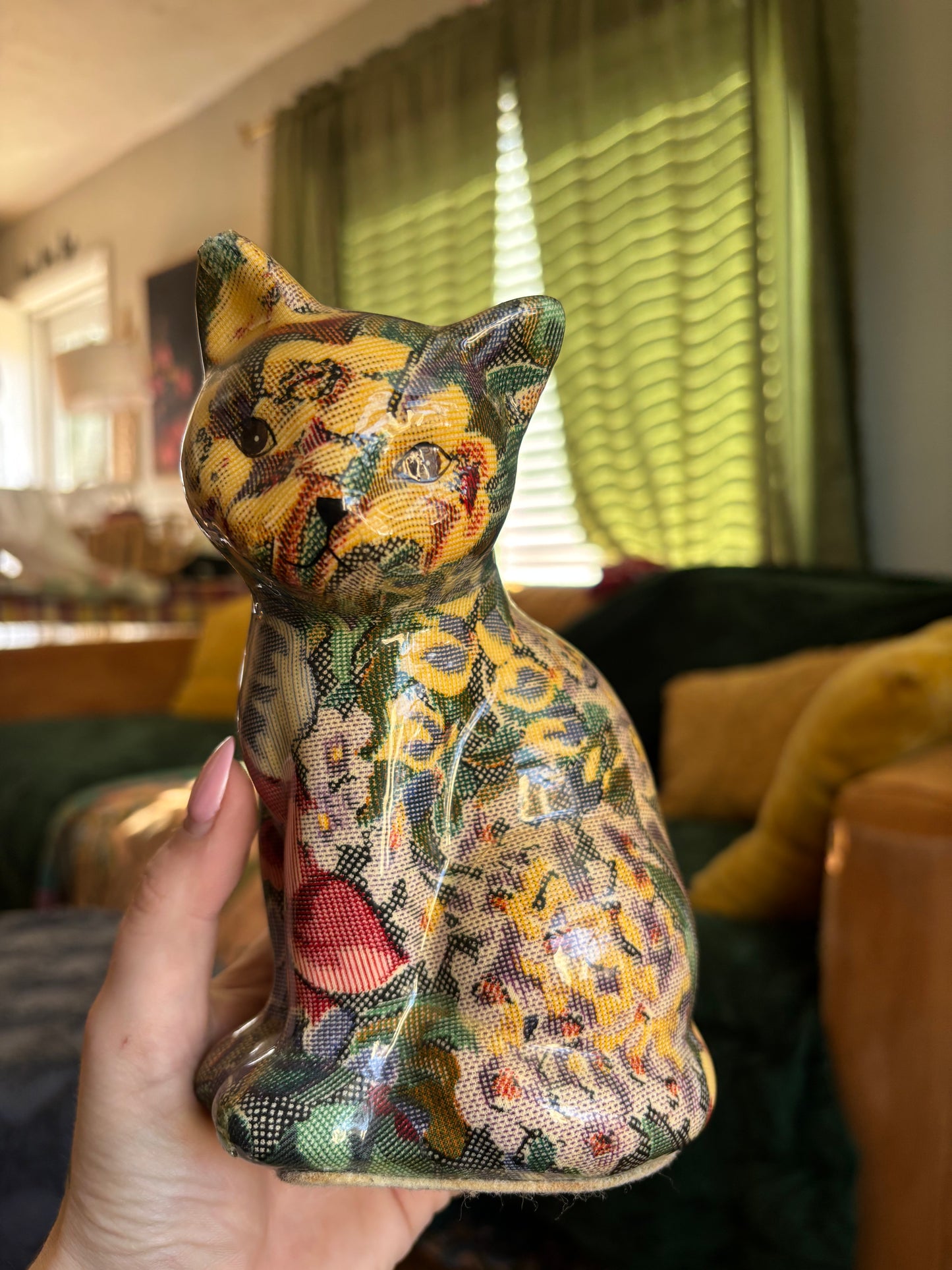 Vintage ceramic cat figurine